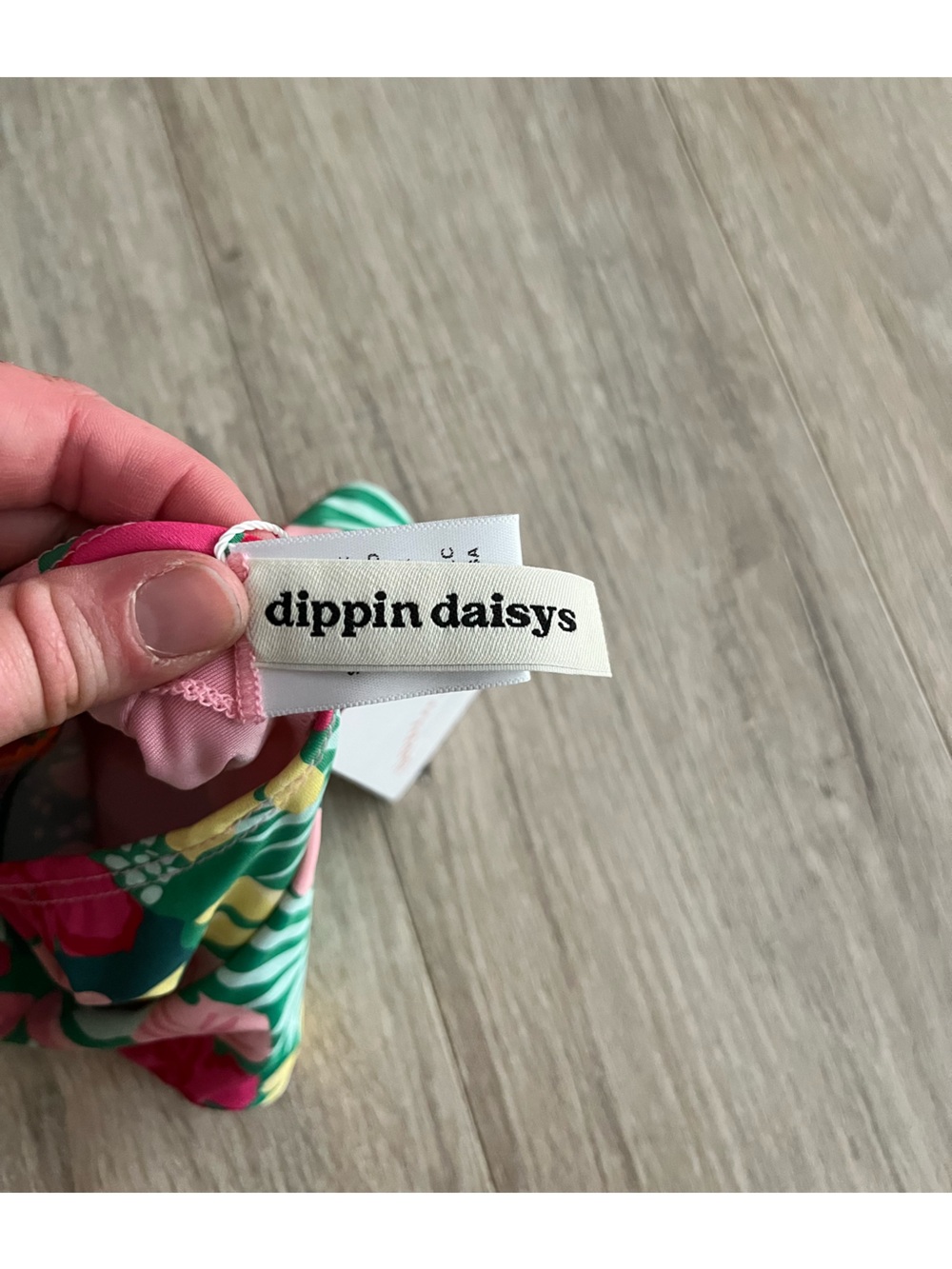 NWT Dippin' Daisy's Women’s Eco Vision Cropped Bikini Top Bright Floral Size XL - Picture 5 of 8